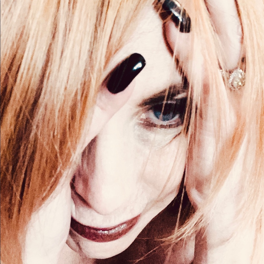 Meet your Posher, Tracy